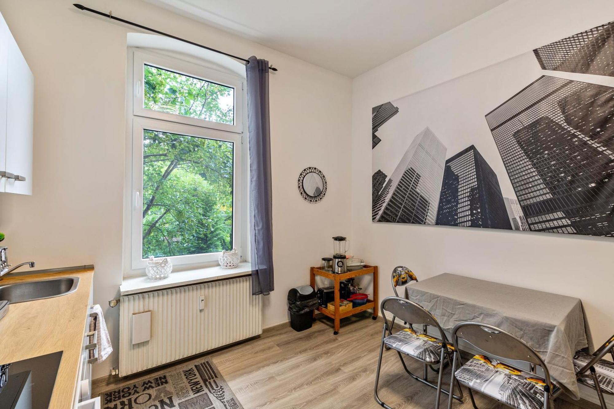 Appartment New York Nichtraucher Дуйсбург Екстериор снимка